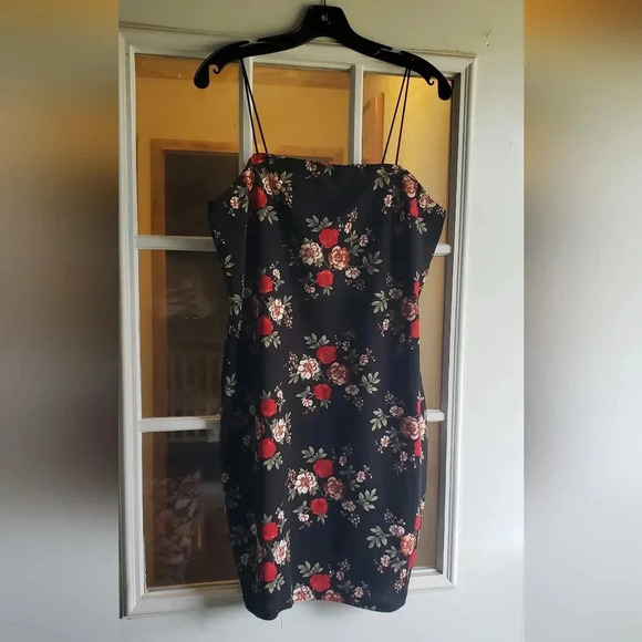 Shein| Floral Bodycon Dress - Picture 2 of 2